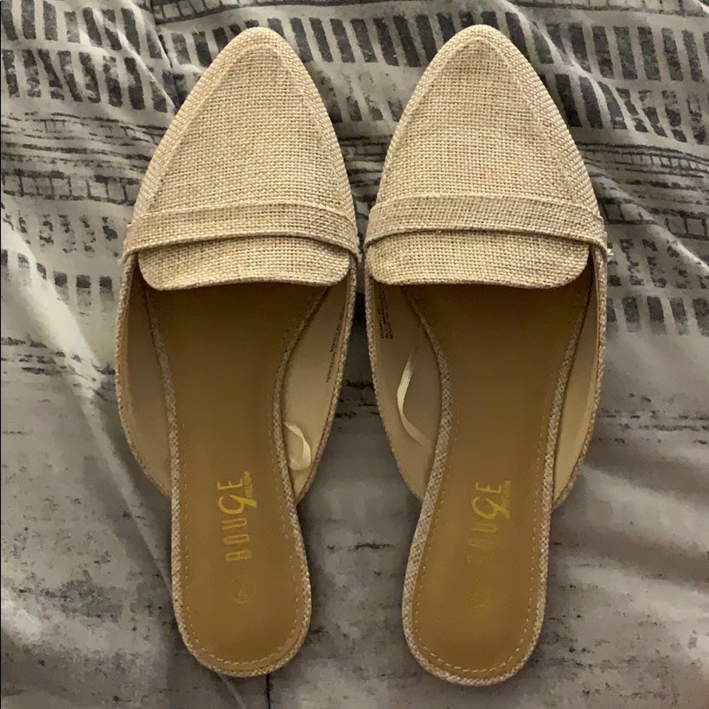 Size 7 Flats/Sandals